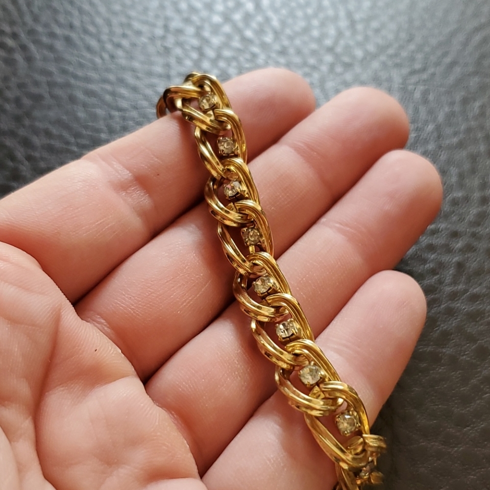 VTG bracelet